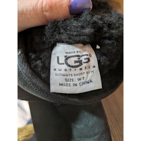 UGG Women's Classic Black Short Mid-Calf Snow Boot Black Size 7 - Picture 5 of 6